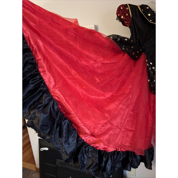 Spirit Halloween Girls Small Size 4-6 Queen‎ Of Hearts Costume Dress EUC - Picture 6 of 13